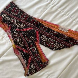 Kantha Bae Reversible Headwrap